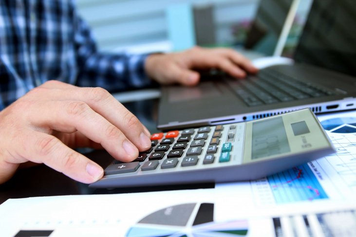 Dissídio salarial o que é e como calcular esse reajuste? 1 como otimizar os calculos de folha de pagamento 731x487 1 Master Tecnologias